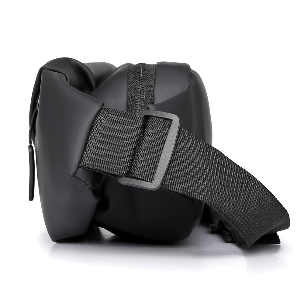 Men's Casual Crossbody Bag - M - Sports Equipment Storage บทวิจารณ์และราคา