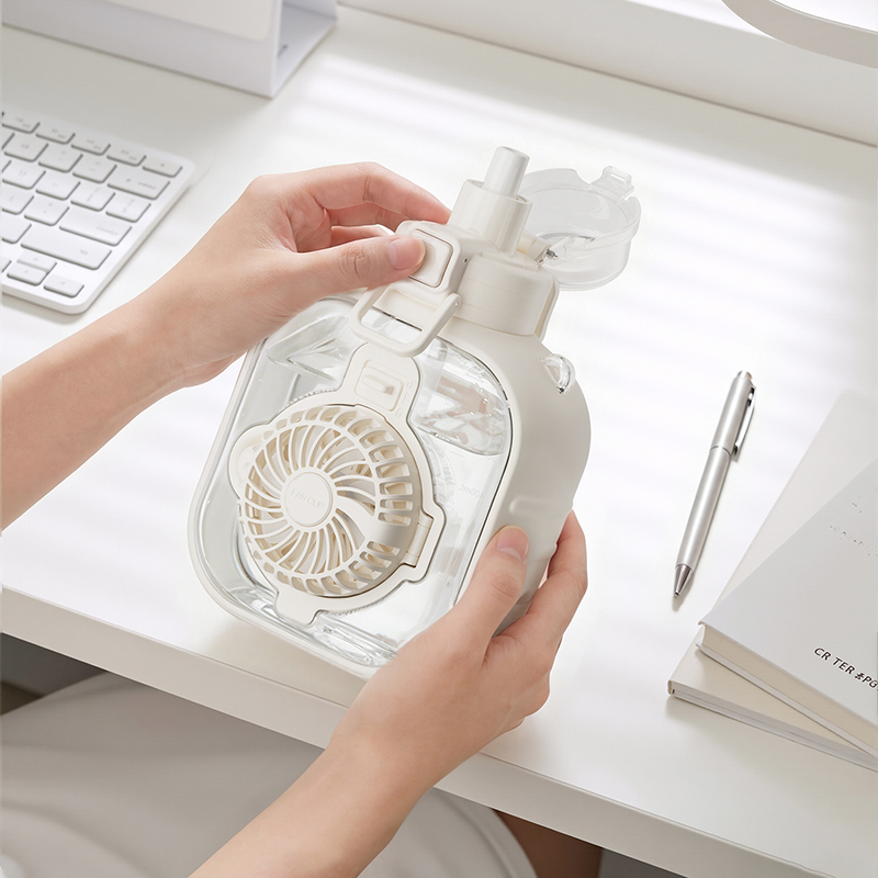Water bottle with detachable f - Sports Equipment In School บทวิจารณ์และราคา